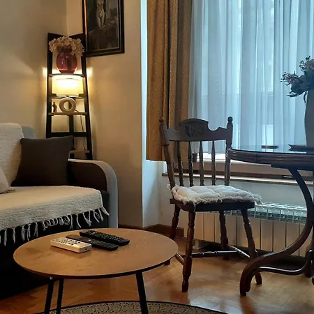 Modern Lux Studio W Inside Parking 5 Min From Skadarlija, Republic Sqre