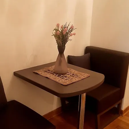 Modern Lux Studio W Inside Parking 5 Min From Skadarlija, Republic Sqre *