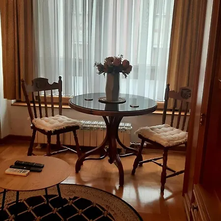 Modern Lux Studio W Inside Parking 5 Min From Skadarlija, Republic Sqre Apartment