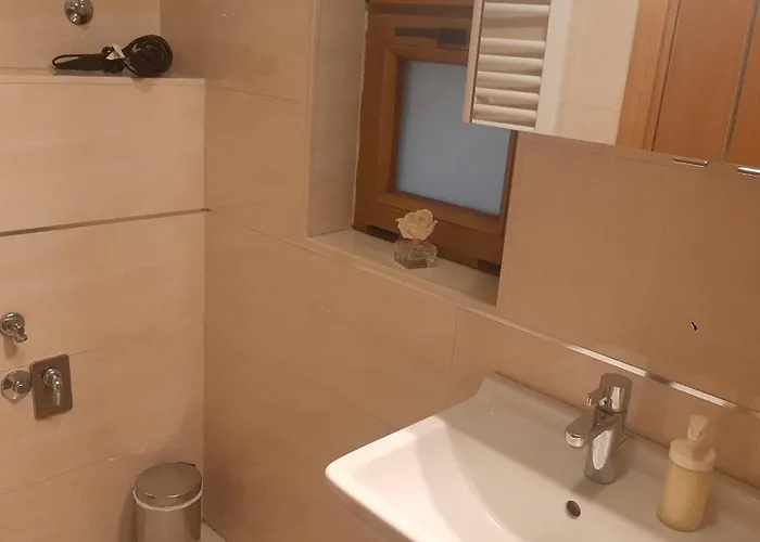 Modern Lux W Inside Parking 5 Min From Skadarlija, Republic Sqre דירה